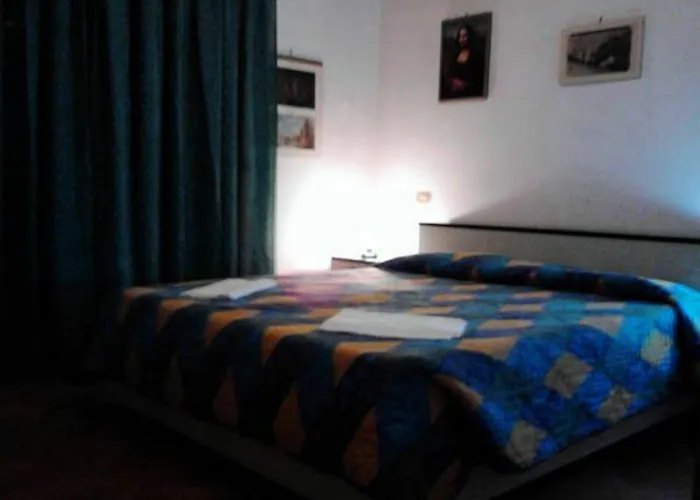 Nomentana Hotel *